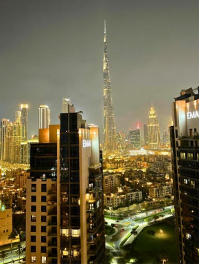 Full Burj View - Elite Downtown Residence - Short Walk to Burj & Dubai Mall